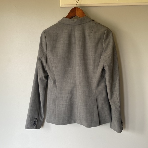 Banana Republic classic wool blend grey blazer - Picture 8 of 9